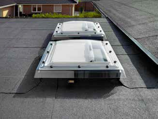 Външни сенници за плоски покривни прозорци VELUX MSG